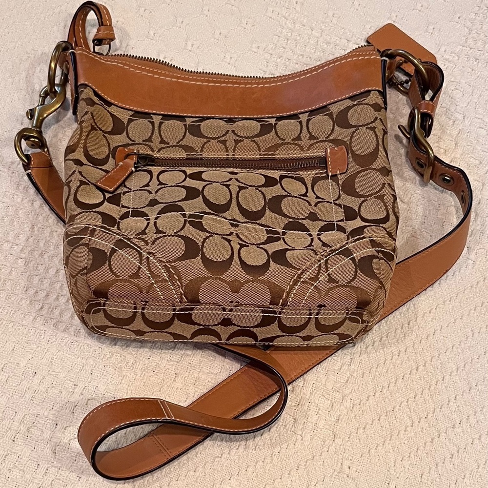 Vintage Coach Signature Jacquard Canvas Crossbody Brown Leather Trim and Hangtag - Picture 11 of 12